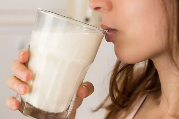 பால் அருந்துபவர்களா நீங்கள் ? இது உங்களுக்கான தகவல் | Attention Milk Drinkers