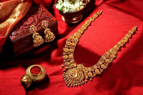 இலங்கையில் தங்கத்தின் விலையில் பதிவான சடுதியான மாற்றம் | Change In Gold Price Today Gold Price Fluctuations