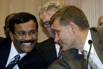 விடுதலைப் புலிகளையும் ஹமாசையும் ஒப்பிடுவது சரியா..!