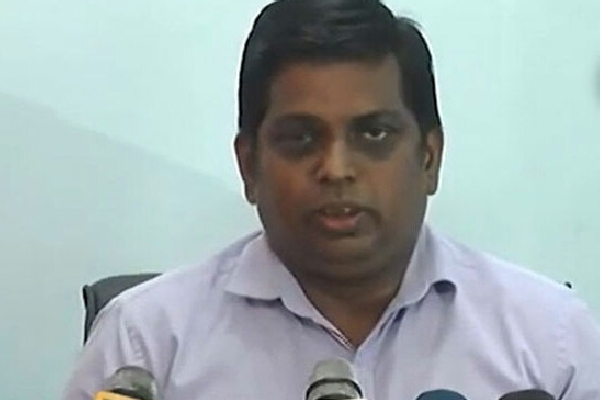 போக்குவரத்து அமைச்சர் ஊடகங்களை கட்டுப்படுத்த முயற்சிப்பதாக இந்திக குற்றச்சாட்டு | Bandula Intika Totankoda Sri Lanka