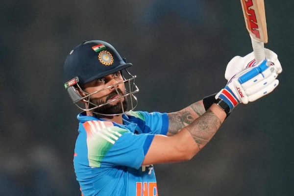 5 ஆண்டுகளுக்கு பிறகு மீண்டும் முதல் இடம் பிடித்த விராட் கோலி | Kohli Storms No 1 In Icc Men Odi Batting Rankings