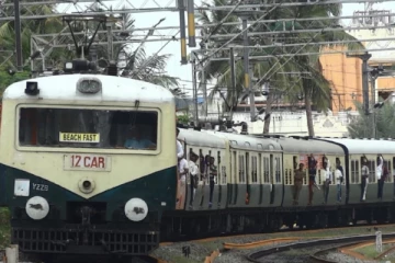 நாளை முதல் சென்னை புறநகர் ரயில் சேவை முழுநேரமாக இல்லாமல் பகுதிநேரமாக இயங்கும் - தெற்கு ரயில்வே அறிவிப்பு