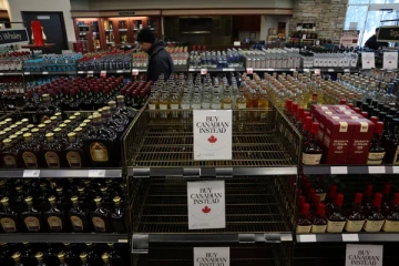 அமெரிக்க பொருட்களை புறக்கணிக்கும் கனேடிய மக்கள்!