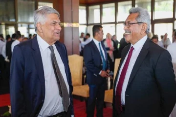 அரசாங்கத்துடன் ரகசிய டீல் போட்ட  ரணில்!