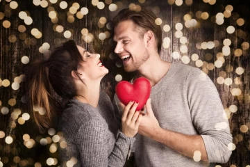 முத்தம் கொடுத்தால் உண்மையாகவே கொழுப்பு குறையுமா? வியக்க வைக்கும் ஆச்சர்யங்கள்!