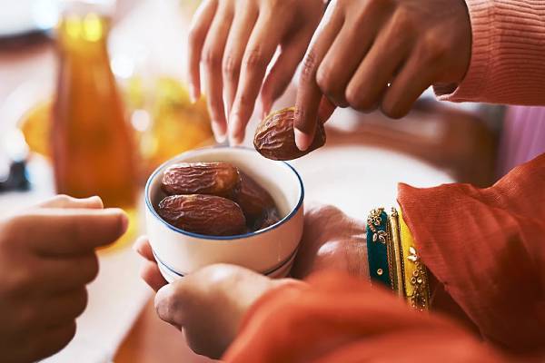 பேரீச்சம்பழ எப்போது சாப்பிட்டால் அதன் நன்மைகள் கிடைக்கும்? | When To Eat Dates To Get Their Benefits