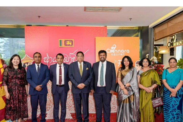 චීනයේ බෙයිජිංහි මුල්ම ශ්‍රී ලාංකික අවන්හල විවෘත කෙරේ | Beijing Gets 1St Sri Lankan Restaurant