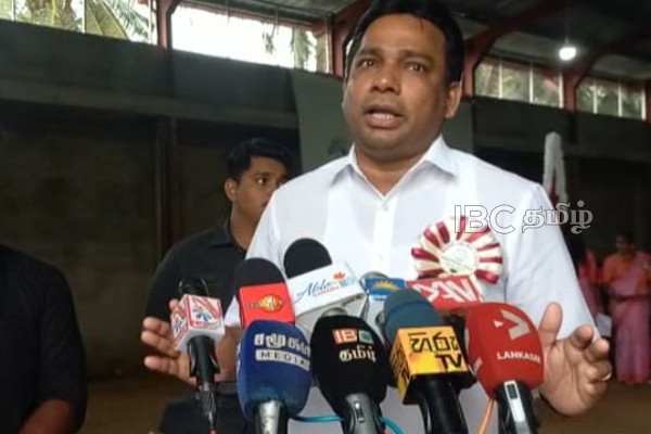 வடக்கு கிழக்கை பிரிக்க எத்தனிக்கும் பிரதான சூத்திரதாரிகள் ஜே.வி.பியினரே! | Batticaloa Chenkalady North Eas Police Power India