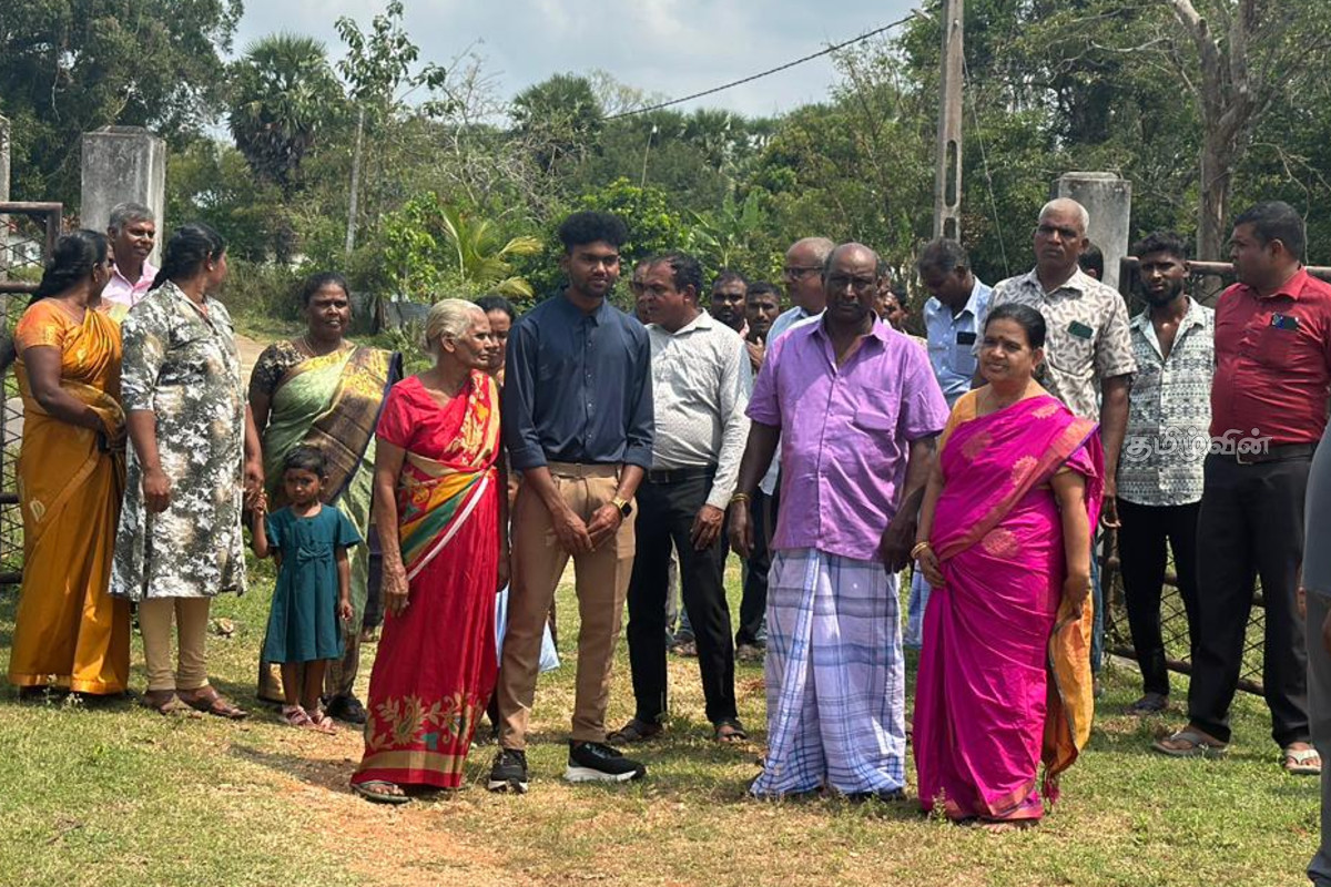 தாயை இழந்தும் விடாமுயற்சியால் உயர்ந்த மாணவனுக்கு கிடைத்த அங்கீகாரம் | Recognition For Student Losing Mother தாயை இழந்தும் விடாமுயற்சியால் உயர்ந்த மாணவனுக்கு கிடைத்த அங்கீகாரம் | Recognition For Student Losing Mother