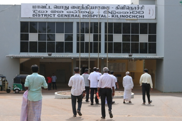 கிளிநொச்சி மாவட்ட பொது வைத்தியசாலையின் வைத்திய அதிகாரிகள்  நியமனம் தொடர்பில் முன்வைக்கபட்டுள்ள கோரிக்கை | Charge Medical Officer In Kilinochchi