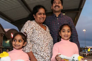 அவுஸ்திரேலியாவில் மகிழ்ச்சியுடன் பிலோயலாவுக்கு புறப்பட்ட நடேஸ் - பிரியா குடும்பம்