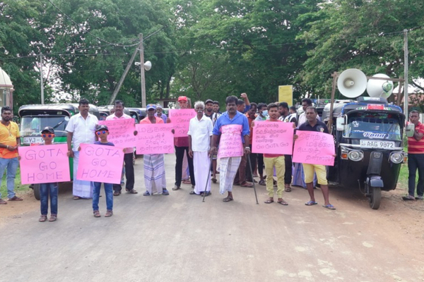 மன்னாரில் அரசாங்கத்திற்கு எதிராக போராட்டம் முன்னெடுப்பு (Photos) | People S Struggle Against Government In Mannar