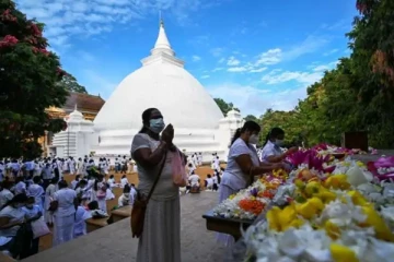 விகாரைக்குச் சென்ற பெண் இளம் குடும்ப பெண் மாயம்; கணவர் முறைப்பாடு
