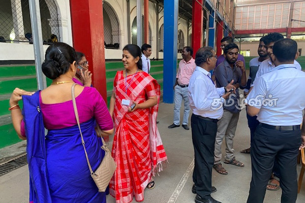 மட்டக்களப்பில் உயர்தரப்பரீட்சை பெறுபேறுகளில் 126 மாணவர்கள் பல்கலைக்கழகத்திற்கு அனுமதி (PHOTOS) | 2021 Al Exam Batticalo Distric Ranks