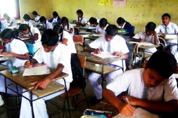 කාලගුණයේ කැළඹීම හේතුවෙන් ශිෂ්‍යත්ව විභාගය සහ උසස් පෙළ විභාගය සම්බන්ධයෙන් රටම බලා සිටි තීරණය අද