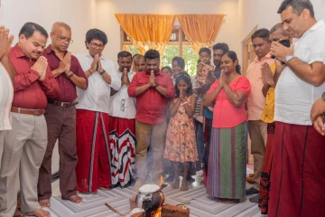 டிட்வா அனர்த்தத்திலிருந்து மீண்ட குடும்பத்துடன் புத்தாண்டு கொண்டாடிய அநுர