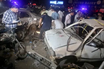 சீன கான்வாயை குறிவைத்த பெண் தற்கொலை குண்டுதாரி: கராச்சியில் வெடித்த திடீர் குண்டு வெடிப்பு!