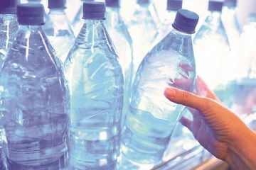 தண்ணீர் என நினைத்து ஆசிட்டை குடித்த மாணவர்! அதிர்ச்சி பின்னணி