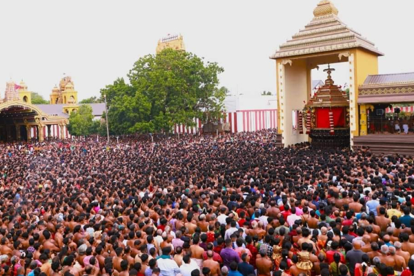 தேரேறி அருட்காட்சி அளித்த அழகன் நல்லூரான் ; கடலென குவிந்த அடியவர்கள் (LIVE) | Nallur Lord Chariot Gave Grace Vision