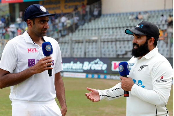 ‘டுவிட்டரில் அஜாஸுக்கு ப்ளூ டிக் கொடுங்கப்பா... ’ -  கோரிக்கை வைத்த அஸ்வின் - தமிழ்நாடு