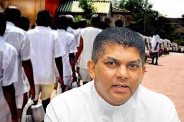 'பாதணிகளை நக்கச் சொன்ன அமைச்சரின் நண்பர்கள்' சிறைக்குள் நடந்தது என்ன?