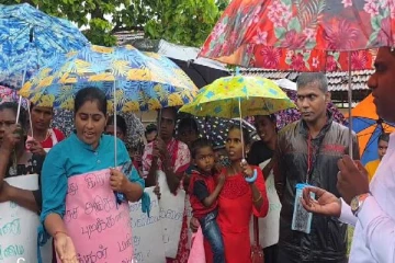 ஆசிரியர் பற்றாக்குறையை நிவர்த்தி செய்யக்கோரி மூதூர் மக்கள் போராட்டம்