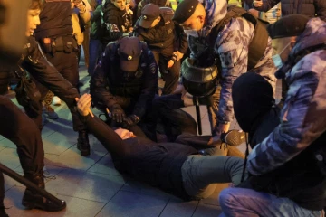 ரஷ்ய நகரங்களில் வெடித்தது மக்கள் போராட்டம்: 1000க்கும் மேற்பட்டோர் கைது