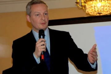 பிரான்ஸ் தேர்தல்: வலதுசாரிக் கட்சிக்கு எதிராக சுவிட்சர்லாந்தில் பிரச்சாரம்