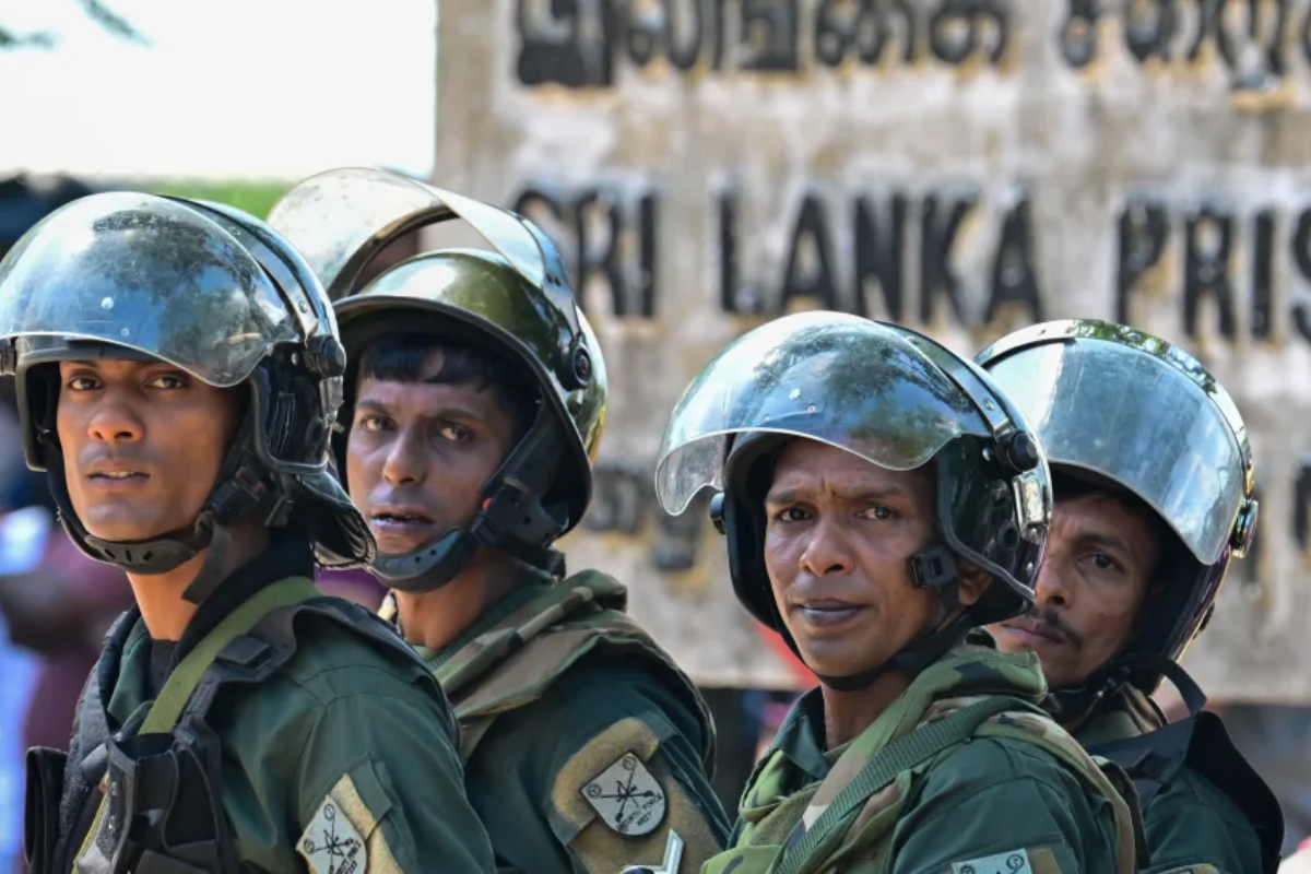 நீர்கொழும்பு சிறைச்சாலை வன்முறை : மேலும் ஒரு சிறை அதிகாரி உயிரிழப்பு | Negombo Prison Death 28 Prison Officer Dies நீர்கொழும்பு சிறைச்சாலை வன்முறை : மேலும் ஒரு சிறை அதிகாரி உயிரிழப்பு | Negombo Prison Death 28 Prison Officer Dies