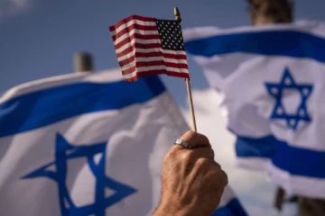 இஸ்ரேலின் குற்றங்கள் அனைத்திற்கும் அமெரிக்கா துணை போகிறது ; ஈரான் உச்சதலைவர்