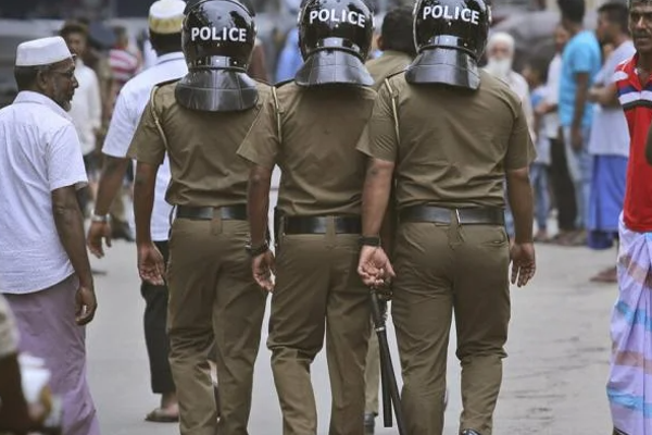 விடுதியில் மர்மமான முறையில் உயிரிழந்த இளம் வைத்தியர் - நீண்ட நாட்களின் பின் மீட்கப்பட்ட சடலம் | Mysteriously Died Doctor Cause Srilanka