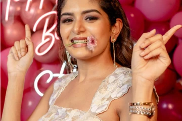 அதிதி ஷங்கர் பிறந்தநாளை எப்படி கொண்டாடி இருக்கிறார் பாருங்க!