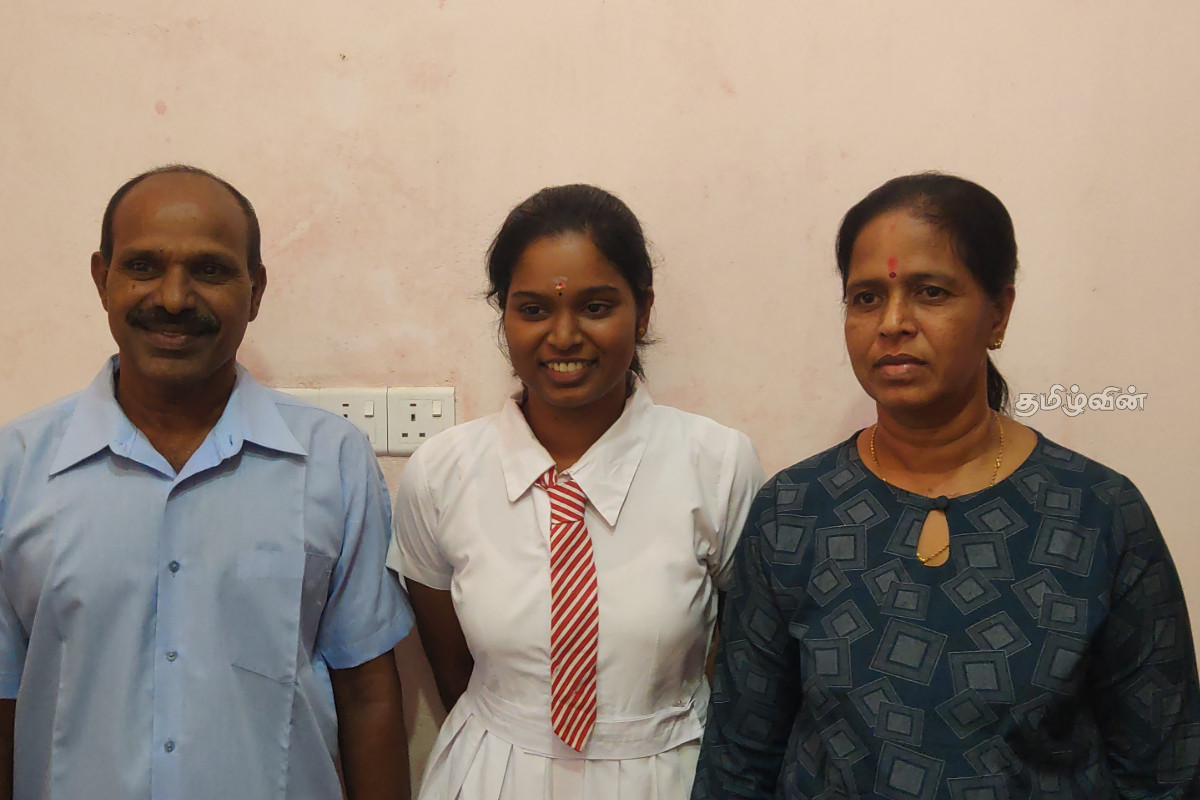 விஞ்ஞானப் பிரிவில் வவுனியாவில் முதல் நிலை பெற்ற மாணவியின் ஆசை | Sanjana Student In Vavuniya In The Science