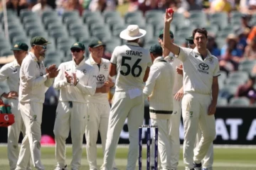 அடிலெய்டு டெஸ்டில் ஆல் அவுட்டான இந்திய அணி., வெற்றி பெற்று தொடரை சமன் செய்தது அவுஸ்திரேலியா