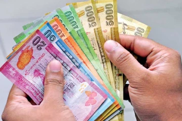 පෞද්ගලික අංශයේ වැටුප් ගැන ආරංචියක් - කම්කරු අමාත්‍යාංශයේ අවධානයට