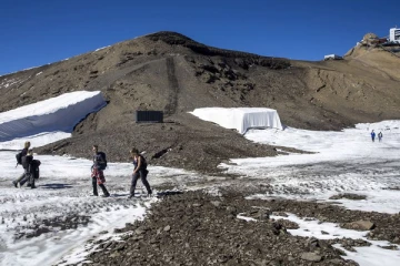 ஆல்ப்ஸ் மலையில் பெரும் ஆச்சர்யத்தை ஏற்படுத்திய நிகழ்வு!