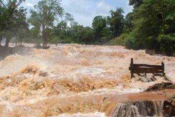 කැලණි ගඟේ ගංවතුර අනතුරු ඇඟවීම තවත් පැය 48කින් දීර්ඝ කෙරේ