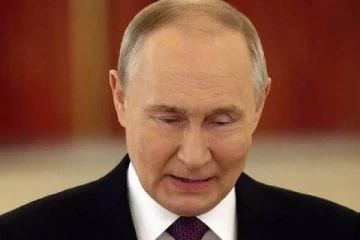 புடினால் கடும் பீதியில் ரஷ்ய மக்கள்... எகிறிய உணவு பண்டங்களின் விலை: பண மதிப்பு சரிவு