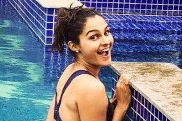 பாத் டப்பில் நடிகை ஆண்ட்ரியா.. இணையத்தில் படுவைரலாகும் புகைப்படம்..