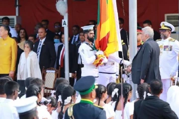 வழமைக்கு மாறாக தமிழ் மொழியில் இசைக்கப்பட்ட தேசிய கீதம் ; 76ஆவது தேசிய சுதந்திர தின நிகழ்வு