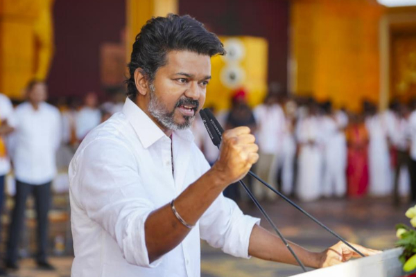 விஜய்யின் புதுச்சேரி பொதுக்கூட்டத்திற்கு துப்பாக்கியுடன் வந்த நபர் - என்ன நடந்தது? | Man Comes With Gun Vijay Tvk Meeting In Puducherry விஜய்யின் புதுச்சேரி பொதுக்கூட்டத்திற்கு துப்பாக்கியுடன் வந்த நபர் - என்ன நடந்தது? | Man Comes With Gun Vijay Tvk Meeting In Puducherry