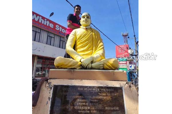 வவுனியா நகரசபையின் பொறுப்பற்ற செயல்: சமூக ஆர்வலர்கள் விசனம் (Photo) | Vavuniya City Council