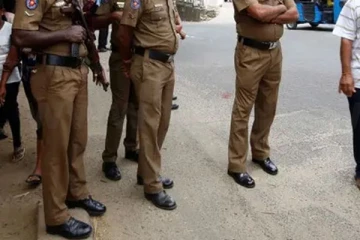 வீதி விபத்தில் குழந்தை உட்பட 10 பேர் காயம்
