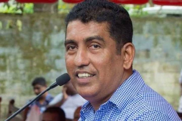 ஜோன்ஸ்டன் உள்ளிட்ட மூவருக்கு எதிராக வழக்கு ஒத்திவைப்பு