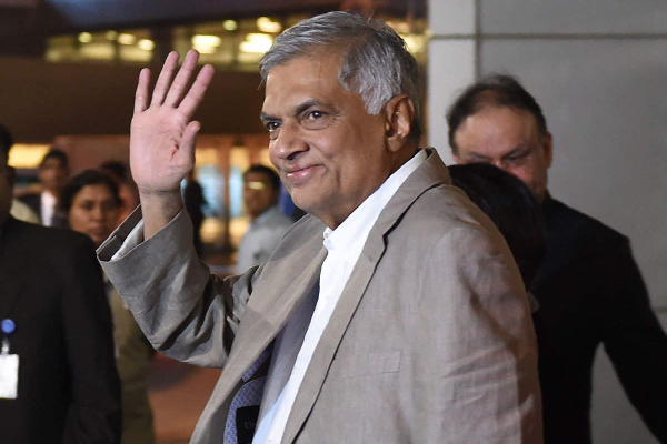 சிறிலங்காவின் பிரதமராகிறார் ரணில் - மிரட்டும் மேற்குலக நாடுகள்! - ஐபிசி தமிழ்