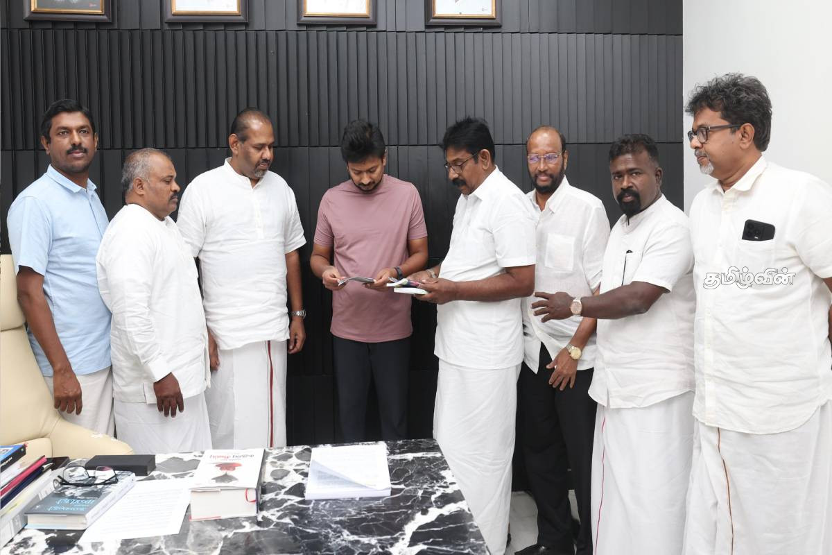 தமிழக எதிர்க்கட்சி தலைவர் உதயநிதி ஸ்டாலினை சந்தித்த தமிழ் அரசியல் தலைவர்கள்..! | Tamil Political Leaders Who Met Udhayanidhi Stalin