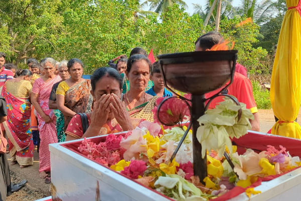 மாபெரும் ஊர்திப் பவனியாக வள்ளிபுனத்தில் ஆரம்பமானது இறுதி பவனி! | Mullivaikkal Remembrance Day 2023