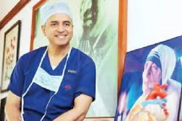 அன்னை தெரசாவுக்கு சிகிச்சை அளித்தவர்... இந்தியாவின் பெரும் கோடீஸ்வர மருத்துவர்: இவரது சொத்து மதிப்பு