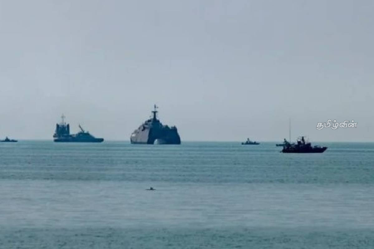ஹோர்முஸ் நீரிணைக்கு அருகில் அமெரிக்கப் போர்க்கப்பல் மீது ஏவுகணைத் தாக்குதல்! | Missile Attack On Us Warship In Strait Of Hormuz
