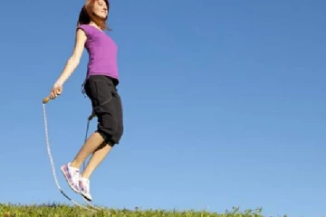 தாயின் பேச்சால் அதீத உடற்பயிற்சி;  மகளுக்கு நேர்ந்த சோகம்